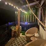 Cosy Nap Under The Paps كيلارني
